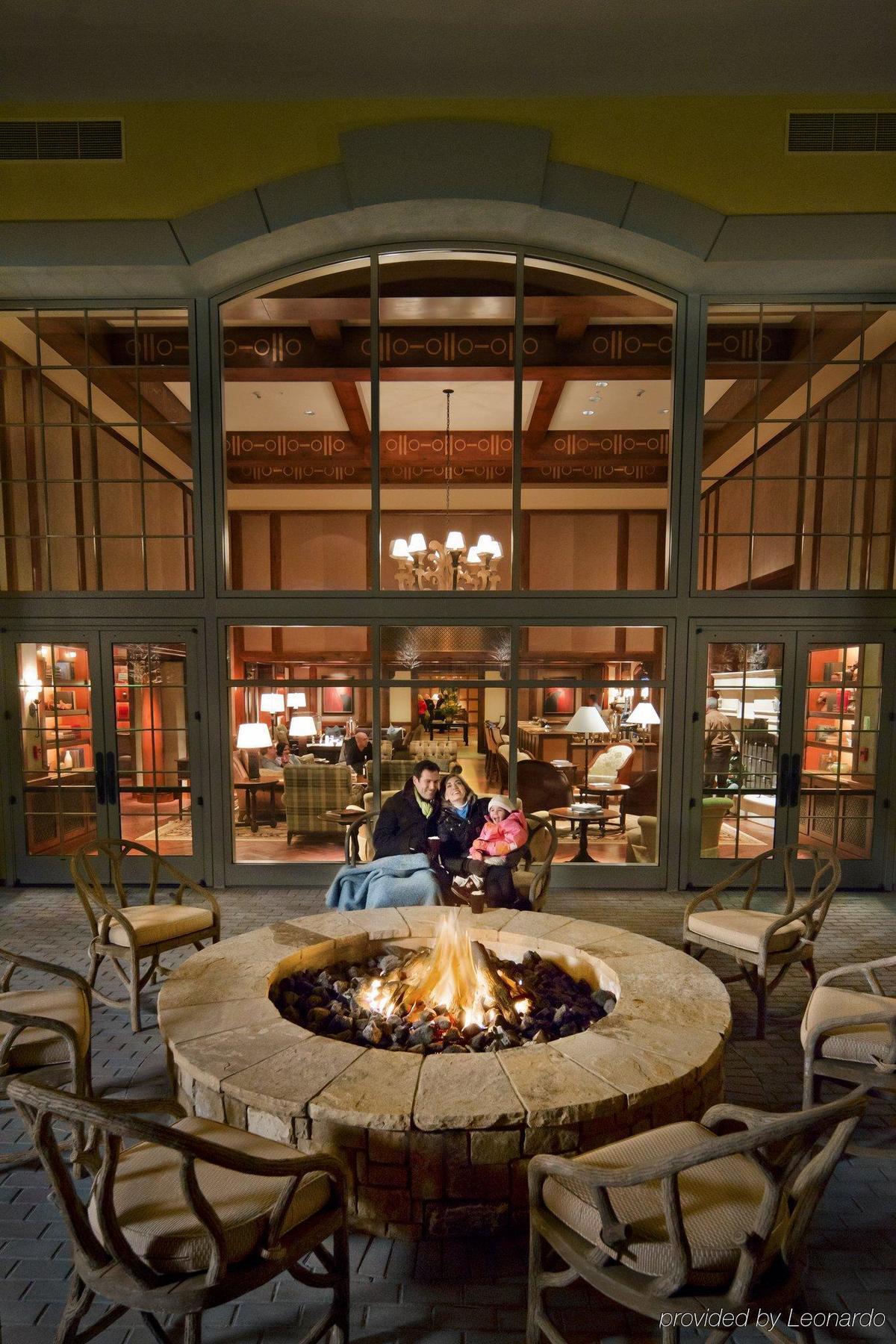 Legendary Lodging At The Ritz Vail Restaurante foto