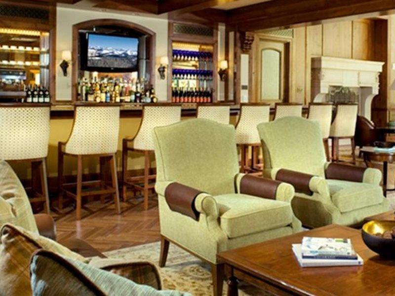 Legendary Lodging At The Ritz Vail Exterior foto